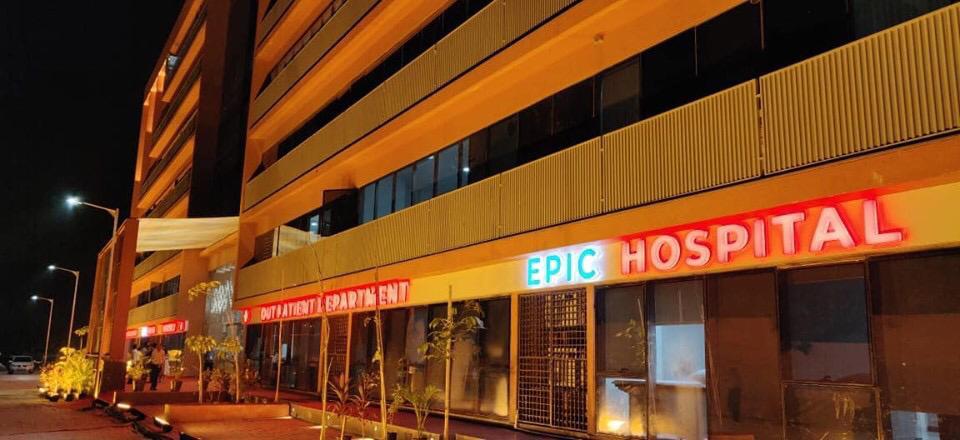 Epic Hospital Exterior Photo